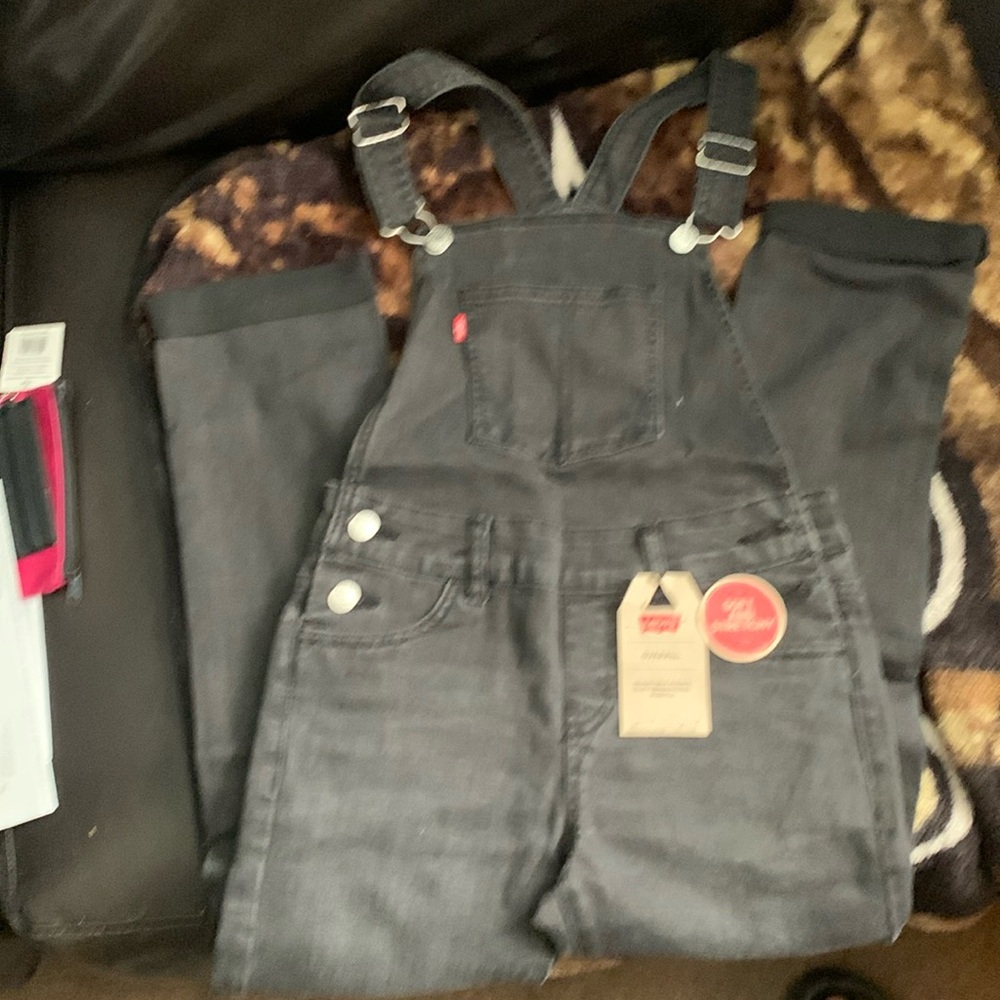 BNWT Levis overalls